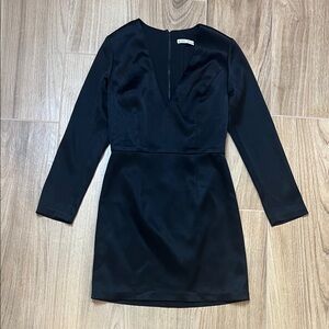Alice + Olivia Satin Black Mini Dress Deep V Long Sleeve